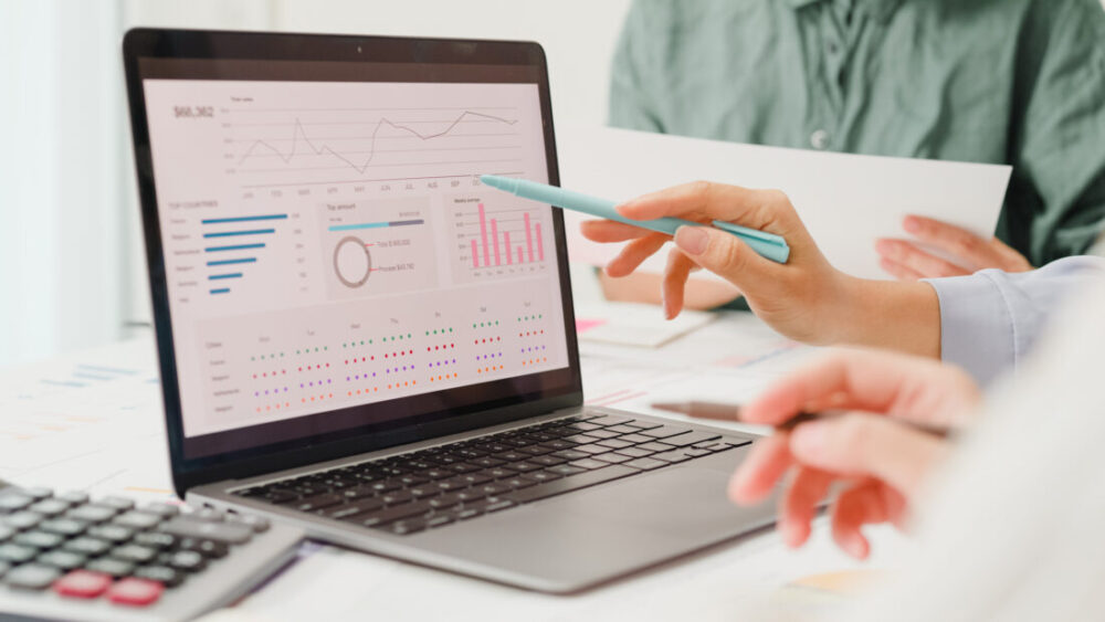 Consultants look at graphs with real-world evidence